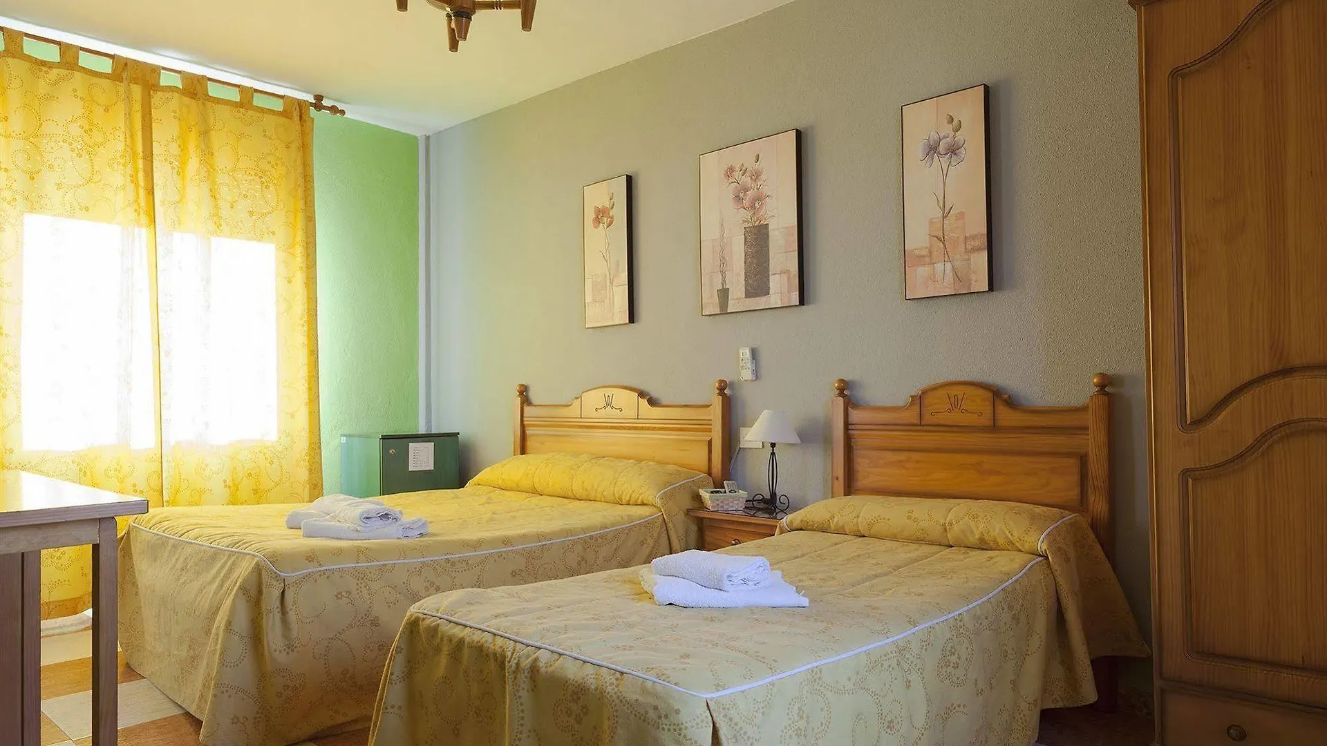 Hotel Hostal Londres Granada